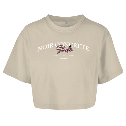 Noir Concrete Street Art Studio - Damen Oversize Crop Top